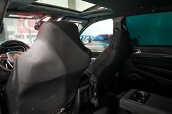 جیپ گراند شیرۆکی